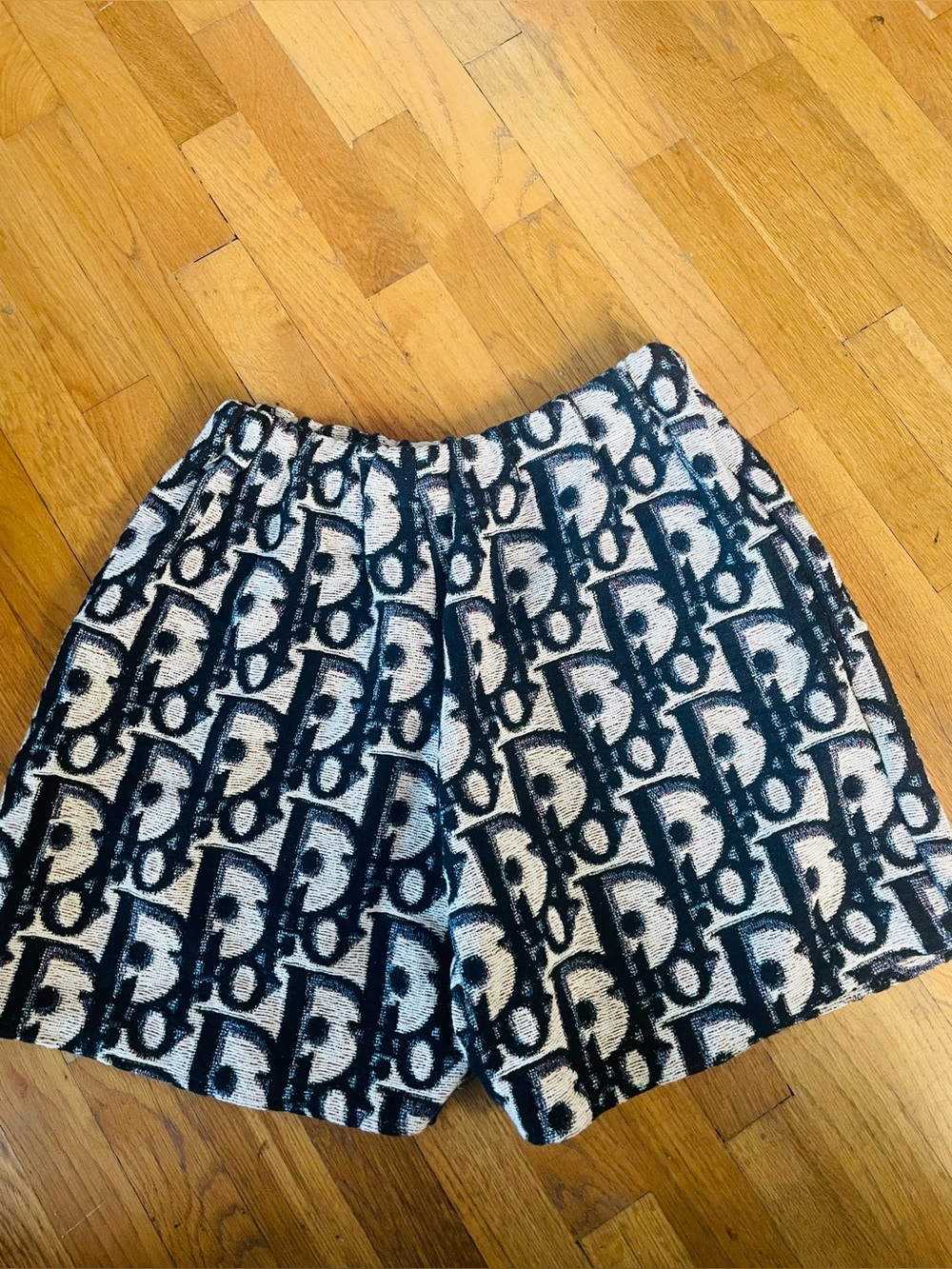 Men’s D’ Tapestry Shorts🔥🔥